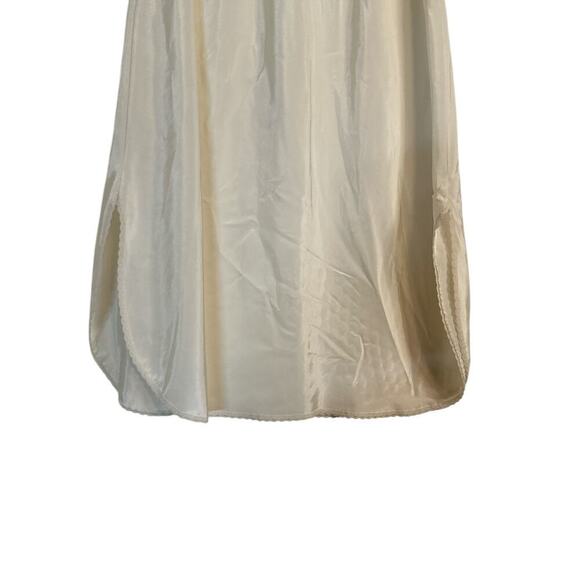 Sabrina Women's Soft Elastic Waist Curve Slit Pull On Half Slip Skirt Sz M Cream - Picture 3 of 6